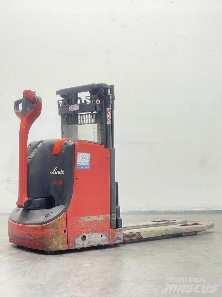 Linde D08-1160 Stapelaar meeloop