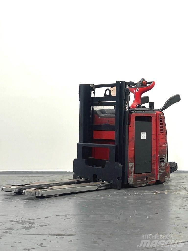 Linde D12AP-133 Stapelaar meeloop