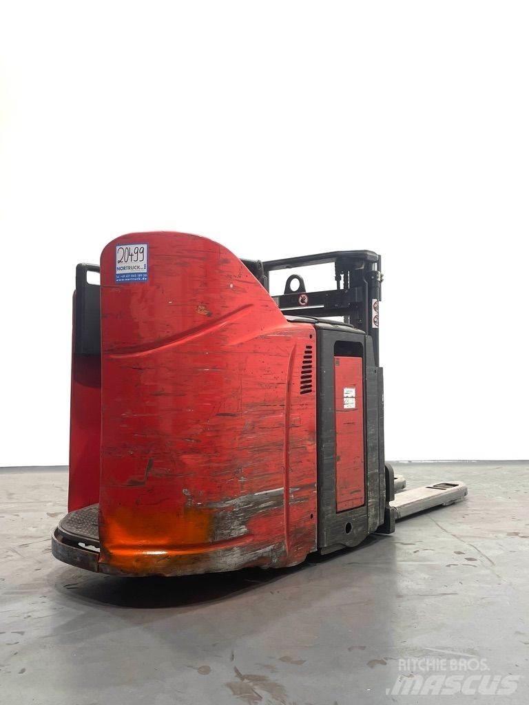 Linde D12HPSP-133 Stapelaar meeloop