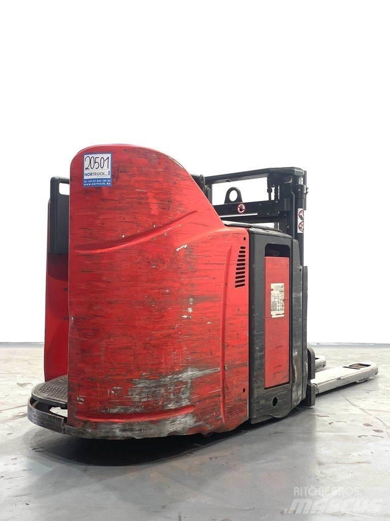 Linde D12HPSP-133 Stapelaar meeloop