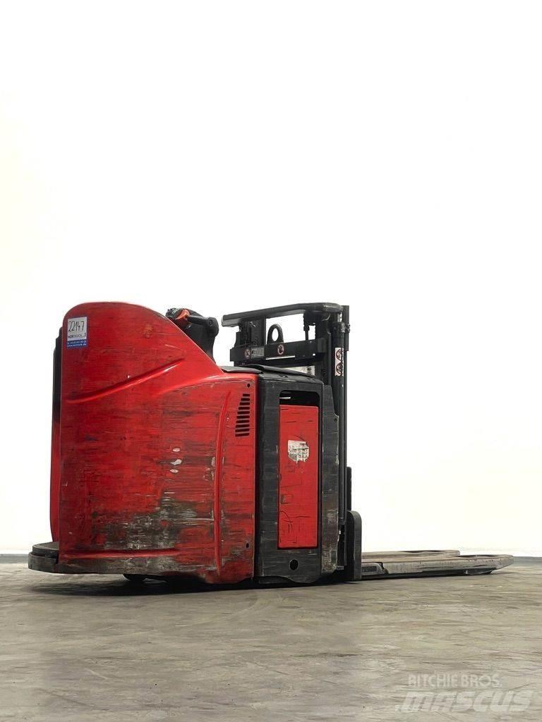 Linde D12HPSP-133 Stapelaar meeloop