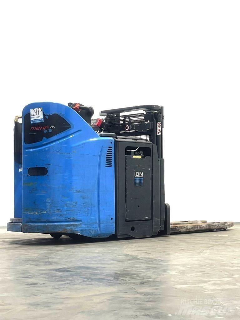 Linde D12HPSP-133 Stapelaar meeloop