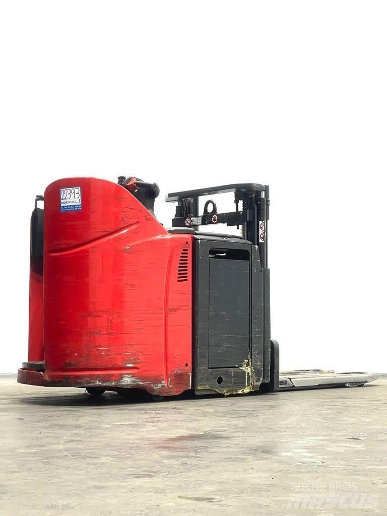 Linde D12HPSP-133 Stapelaar meeloop