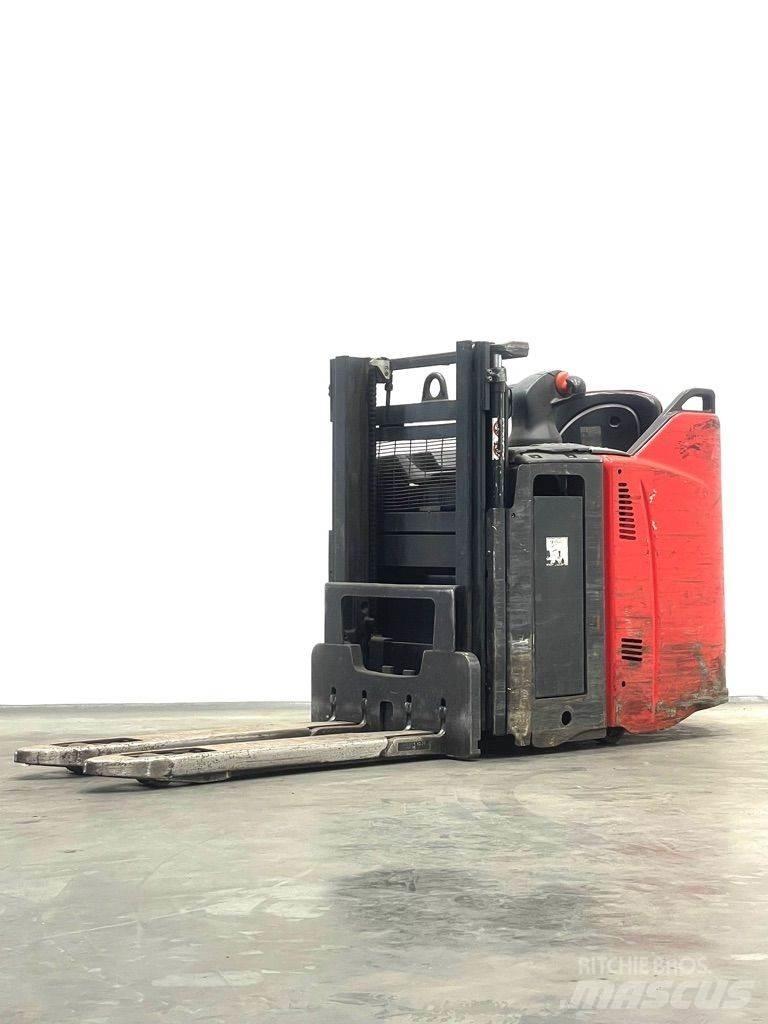 Linde D12HPSP-133 Stapelaar meeloop
