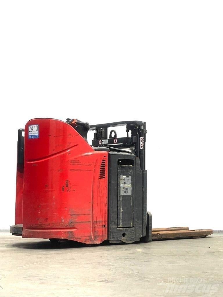Linde D12HPSP-133 Stapelaar meeloop