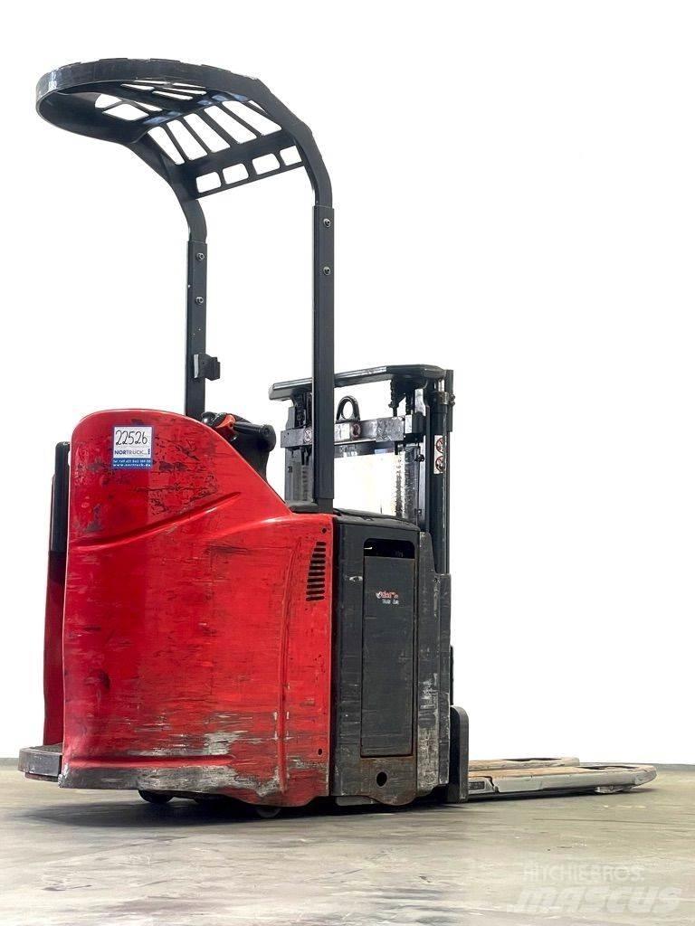 Linde D12HPSP-133 Stapelaar meeloop