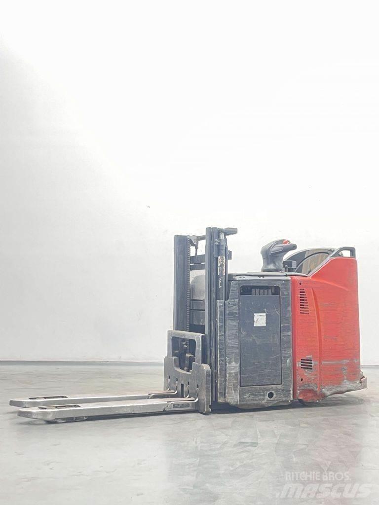 Linde D12HPSP-133 Stapelaar meeloop