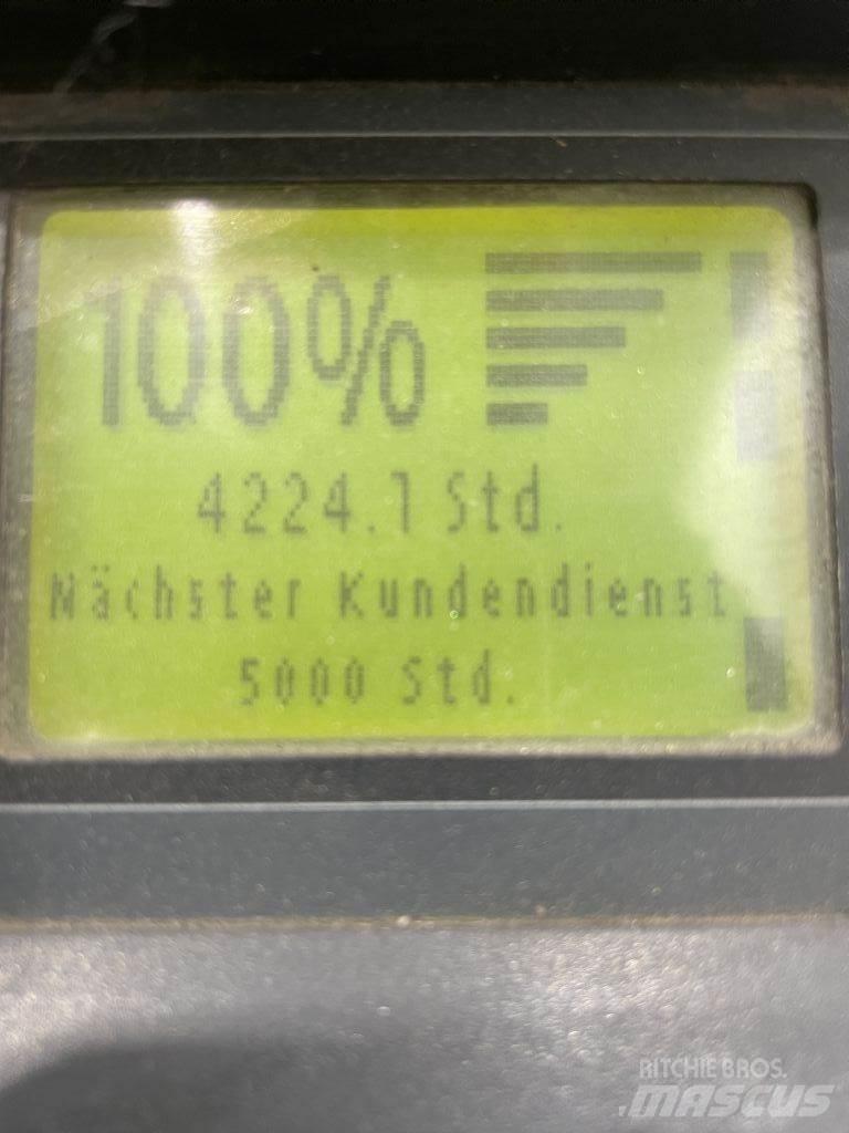 Linde D12HPSP-133 Stapelaar meeloop