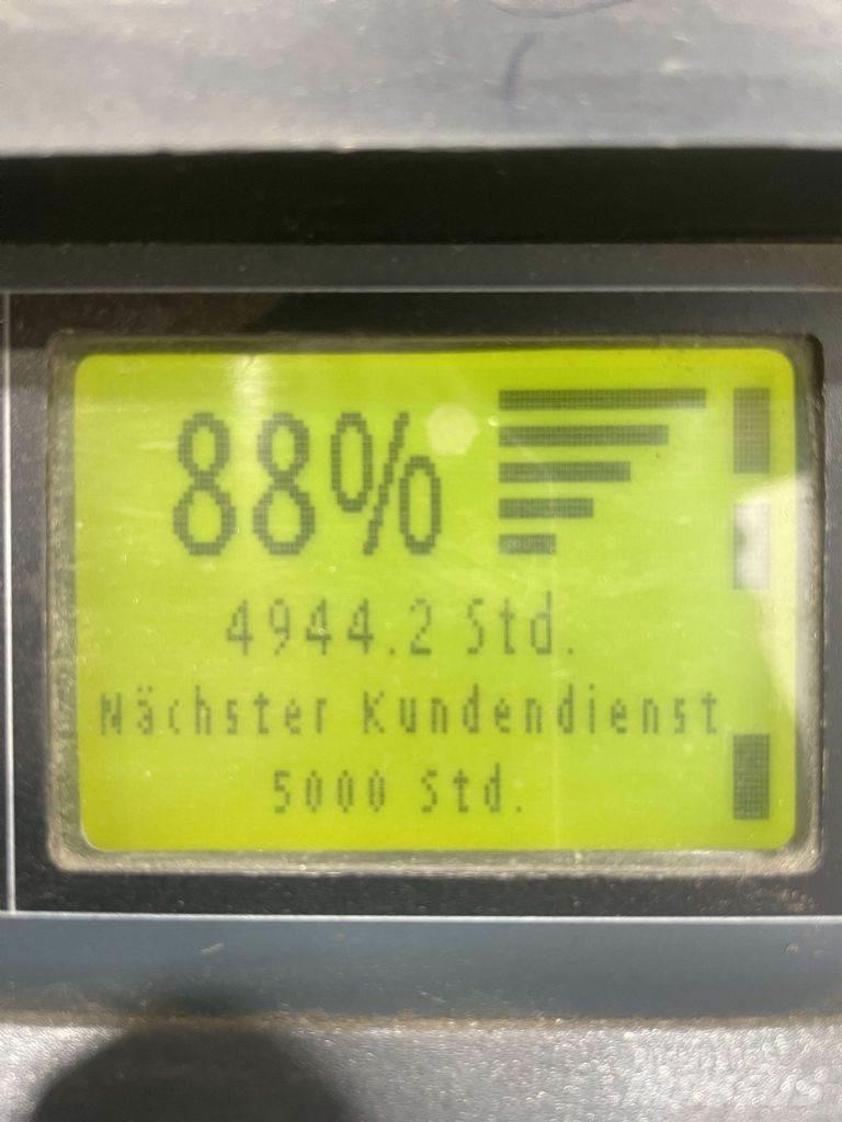 Linde D12HPSP-133 Stapelaar meeloop