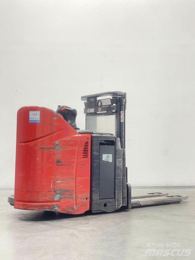 Linde D12SP-133 Stapelaar meeloop
