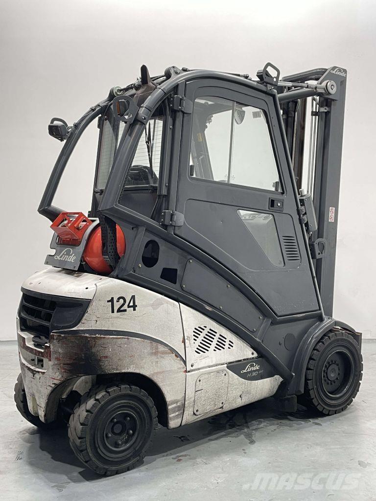 Linde H30T-02-393 LPG heftrucks