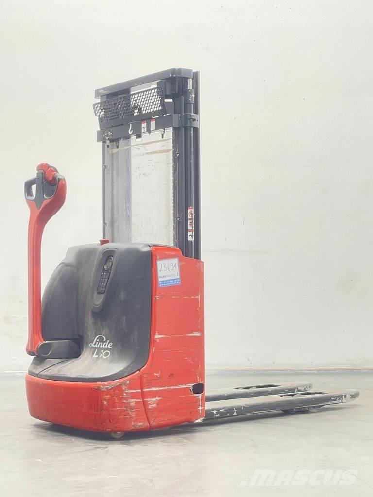 Linde L10B-1172 Stapelaar meeloop