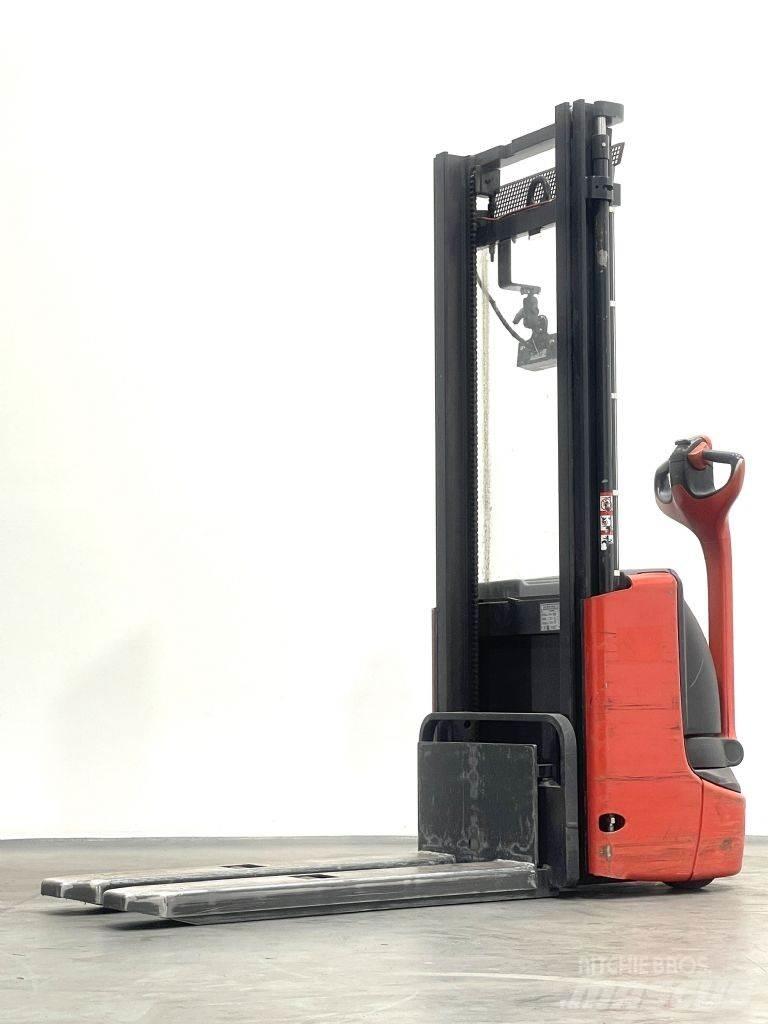 Linde L12 Stapelaar meeloop
