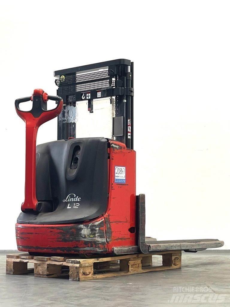 Linde L12-1172 Stapelaar meeloop