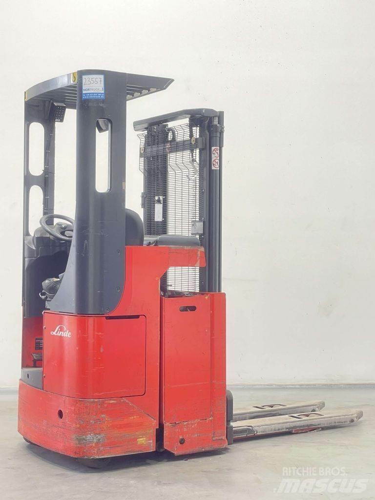 Linde L12R-139 Zelfrijdende stapelaars