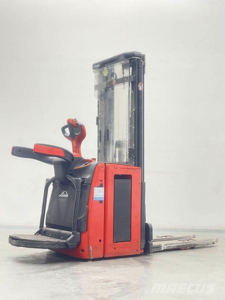 Linde L14AP-1173 Stapelaar meeloop