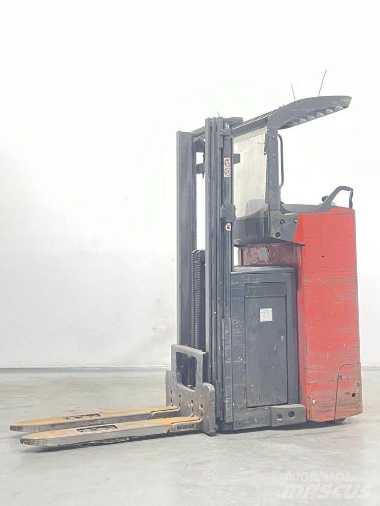 Linde L16RW-1174 Zelfrijdende stapelaars