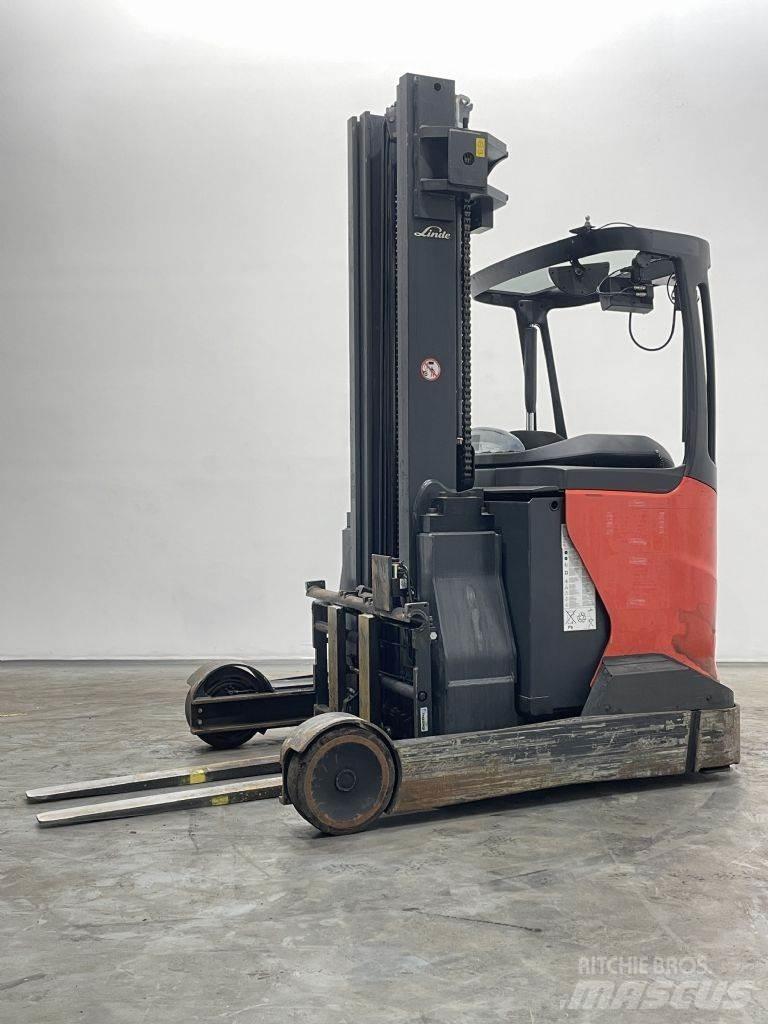 Linde R20-01-1120 Reachtruck voor hoog niveau