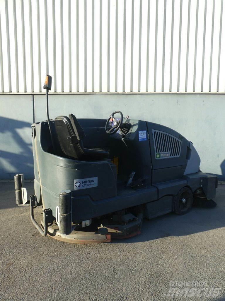 Nilfisk CS7000 1200B Veegmachines