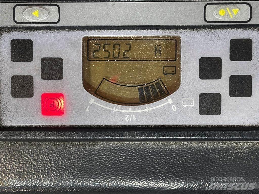 *Sonstige Actil L40 Zelfrijdende stapelaars