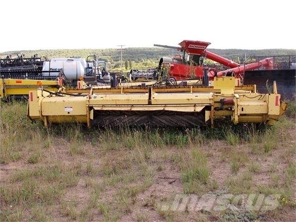 New Holland 2216 Maaikneuzers