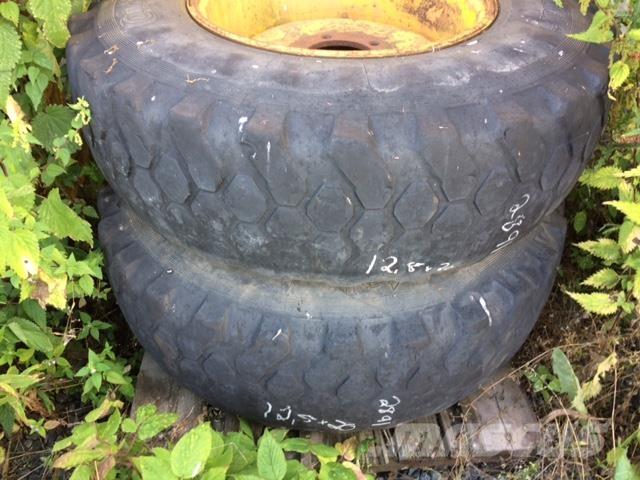 12.5x20 Banden, wielen en velgen