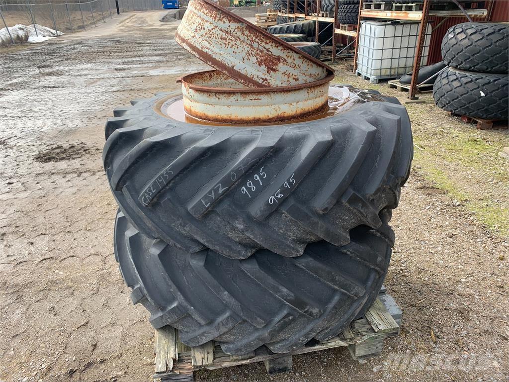  18.4x26 Dubbelmontage Banden, wielen en velgen