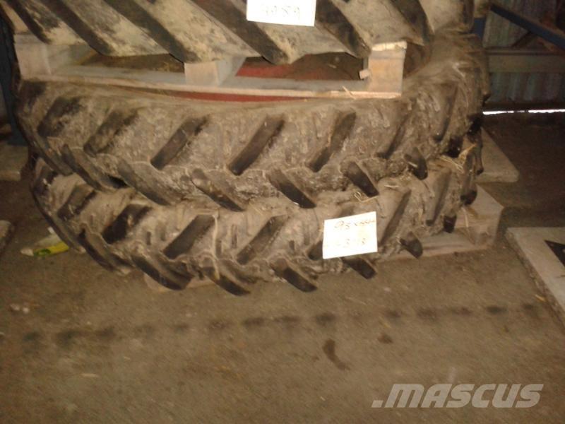  9.5x44 Banden, wielen en velgen