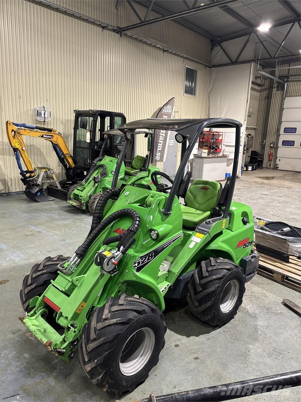 Avant 528 Schrankladers