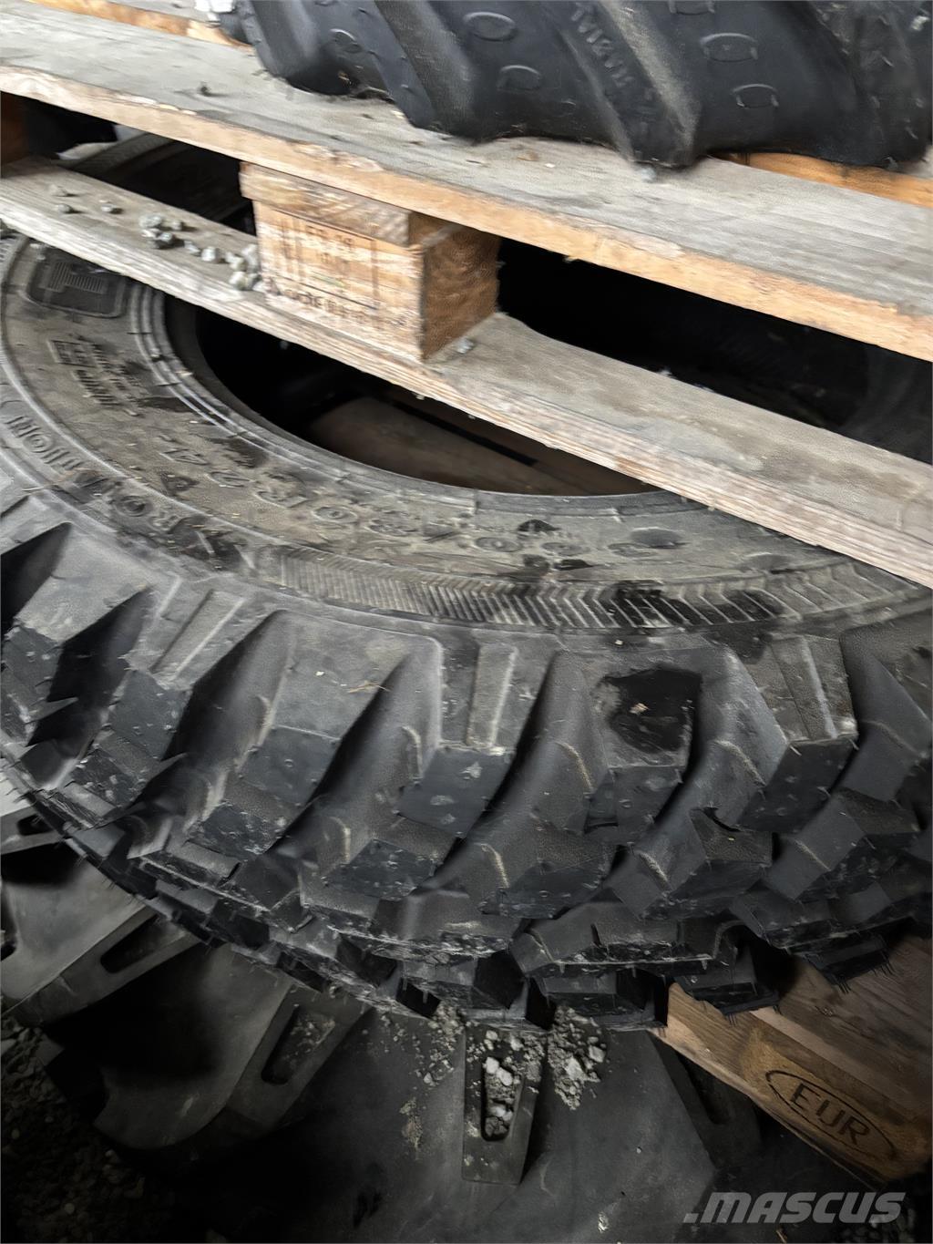 BKT Ridemax Banden, wielen en velgen