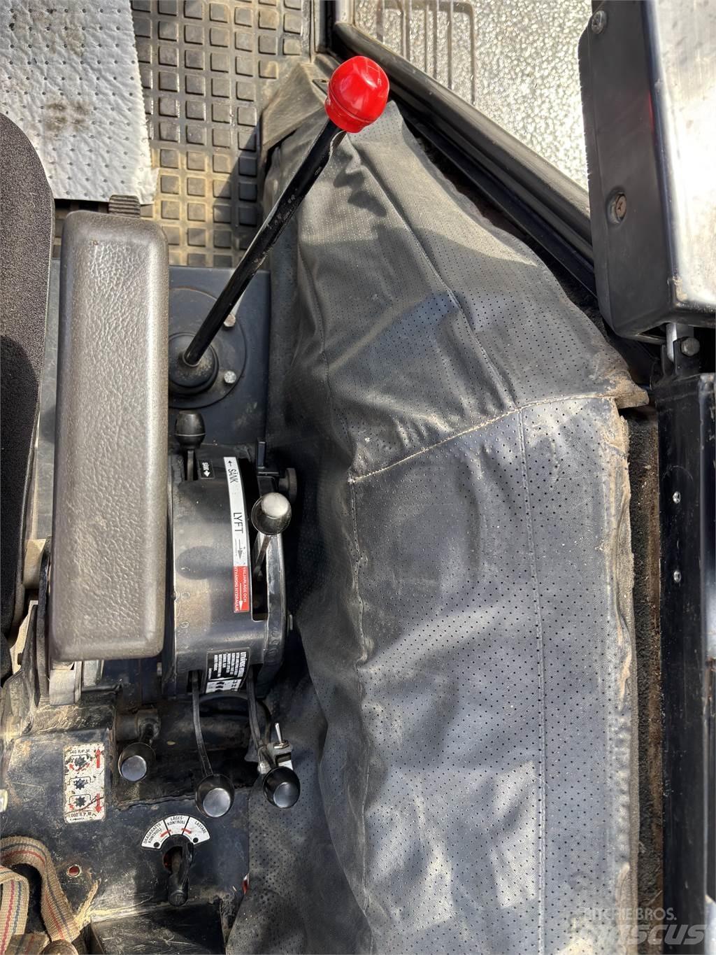 Case IH 1490 4WD Tractoren