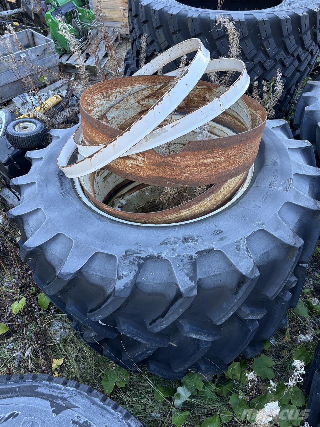  Dubbelmontage Banden, wielen en velgen