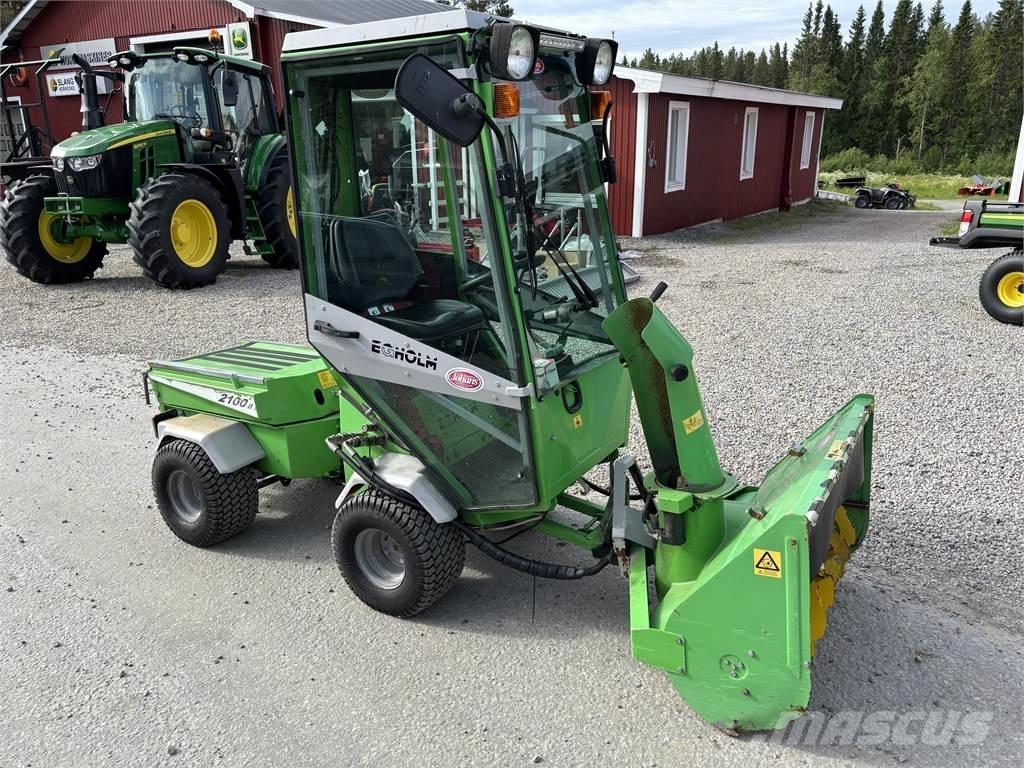 Egholm 2100 med Redskap Utiliteitsmachines