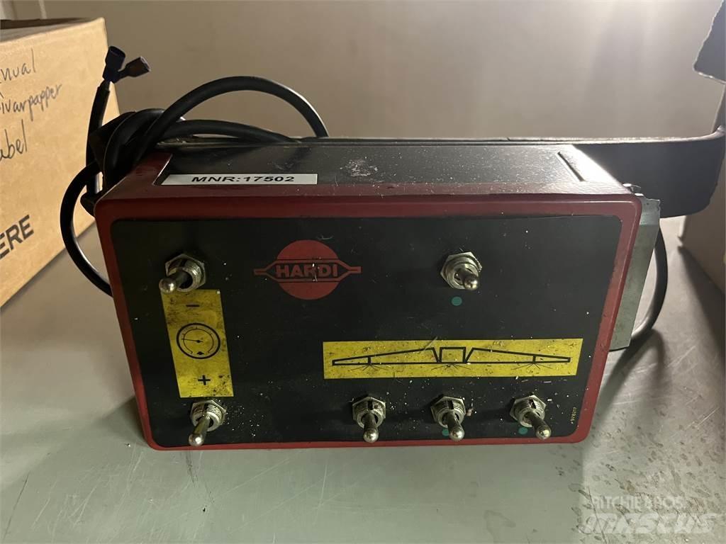 Hardi TLY 1000 Getrokken spuitmachines