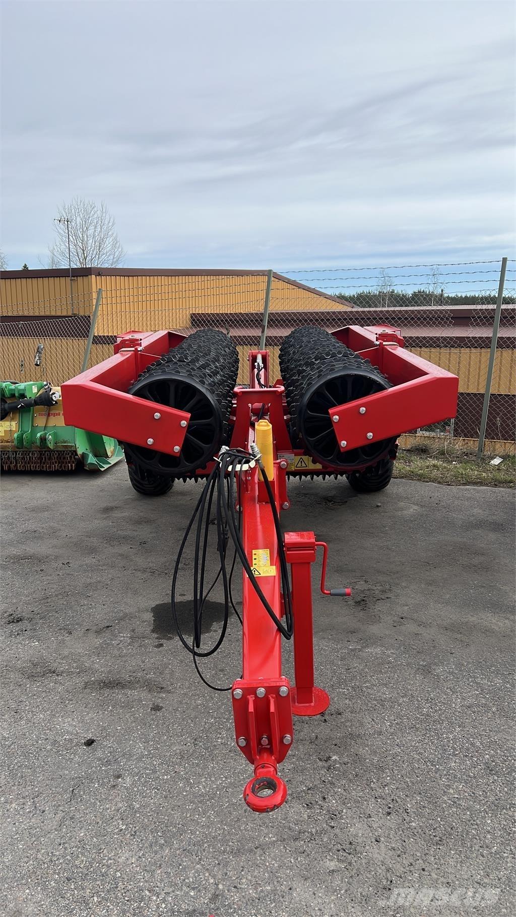 He-Va Tip-roller 8,20 Overige grondbewerkingsmachines en accessoires