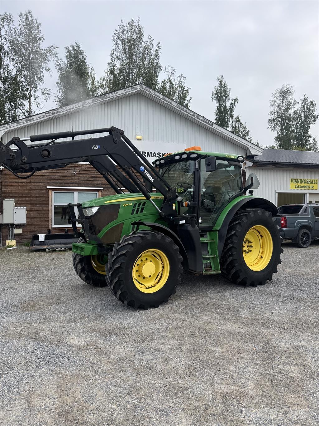 John Deere 6140R Tractoren
