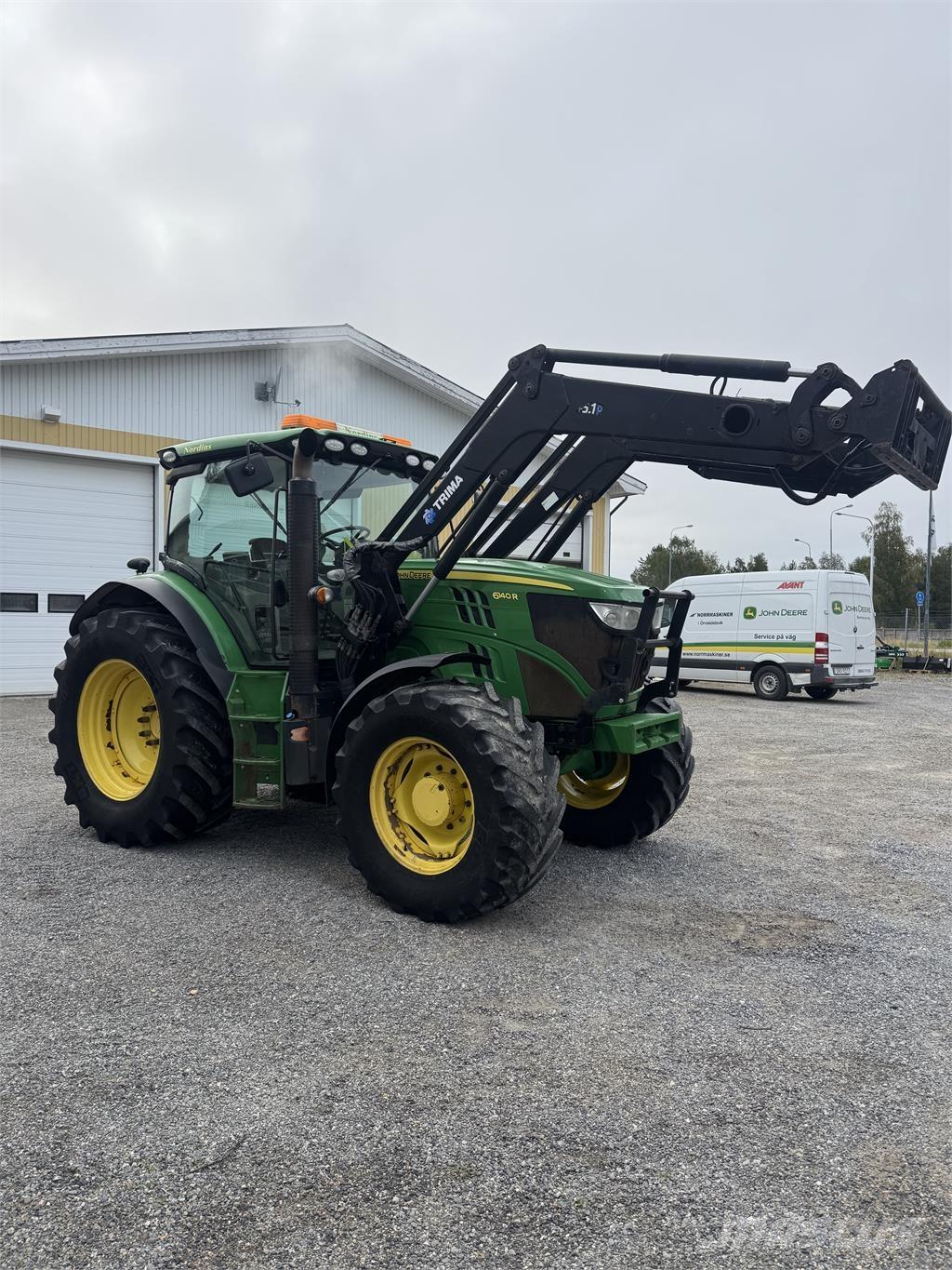 John Deere 6140R Tractoren