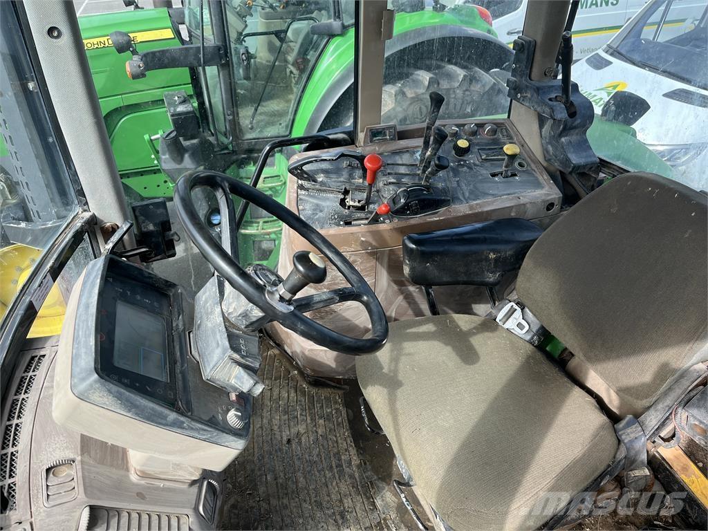 John Deere 7700 Tractoren