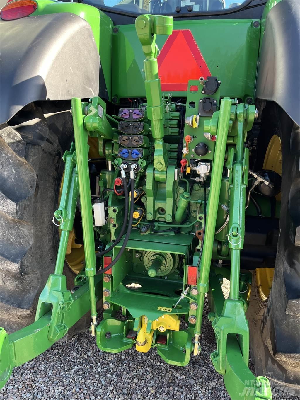 John Deere 8370R Tractoren