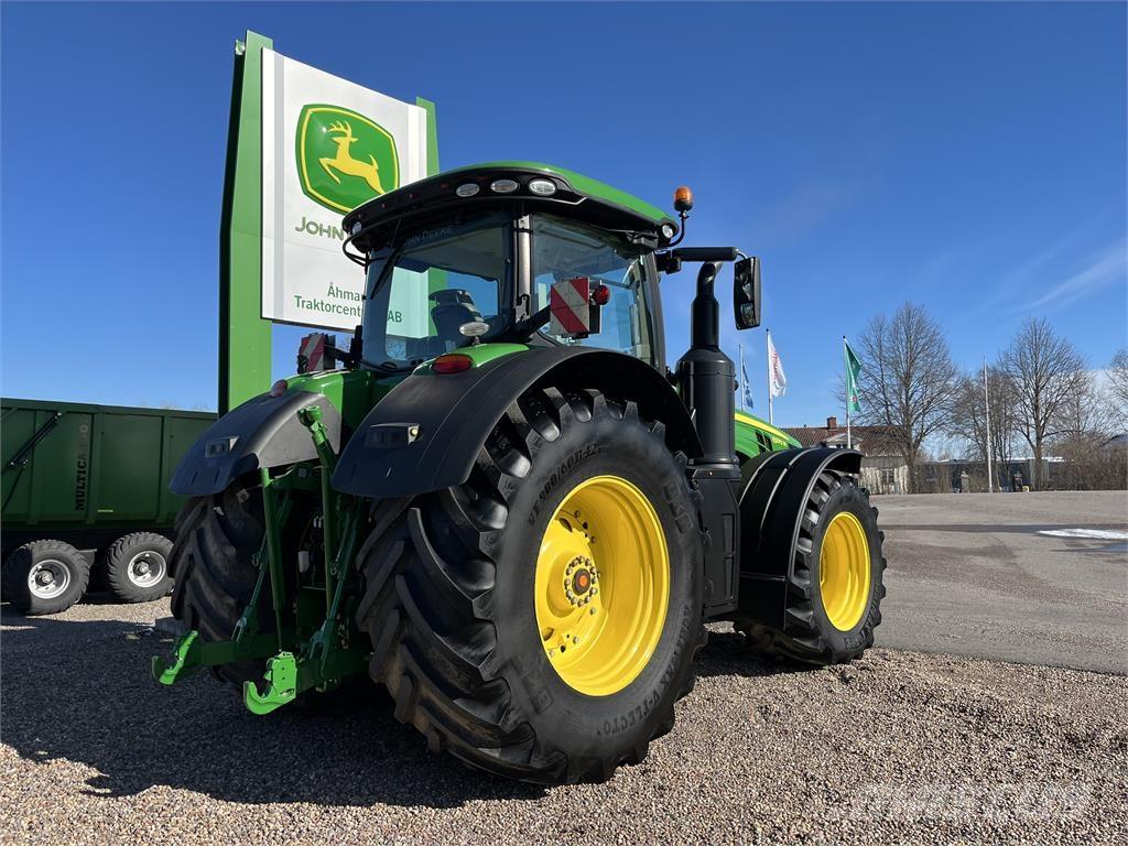 John Deere 8370R Tractoren