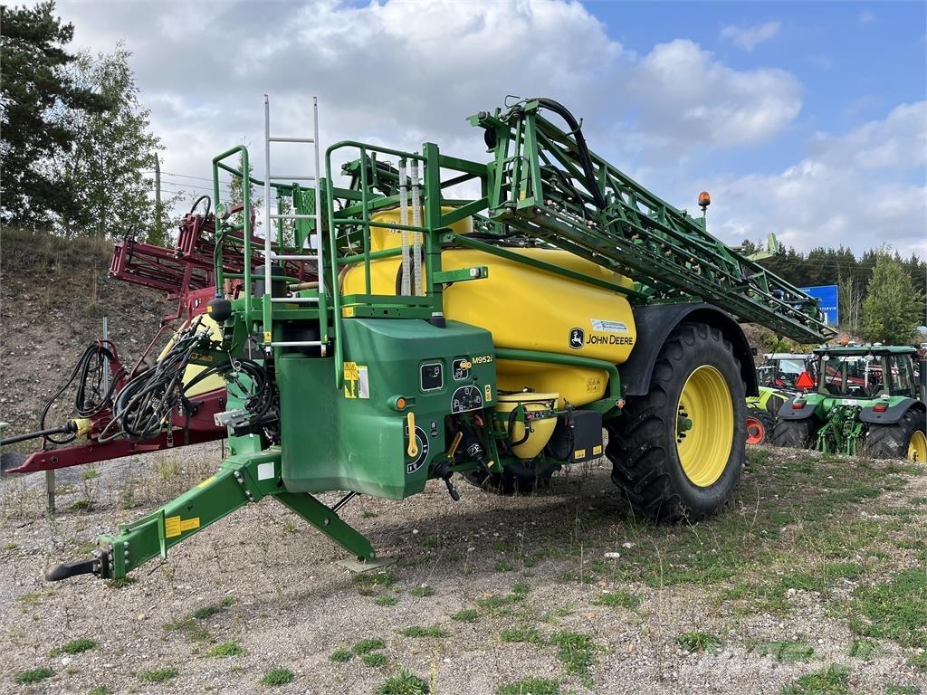 John Deere M952 Getrokken spuitmachines