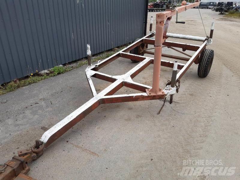  Skogvagn med vinch Bosbouwaanhangers