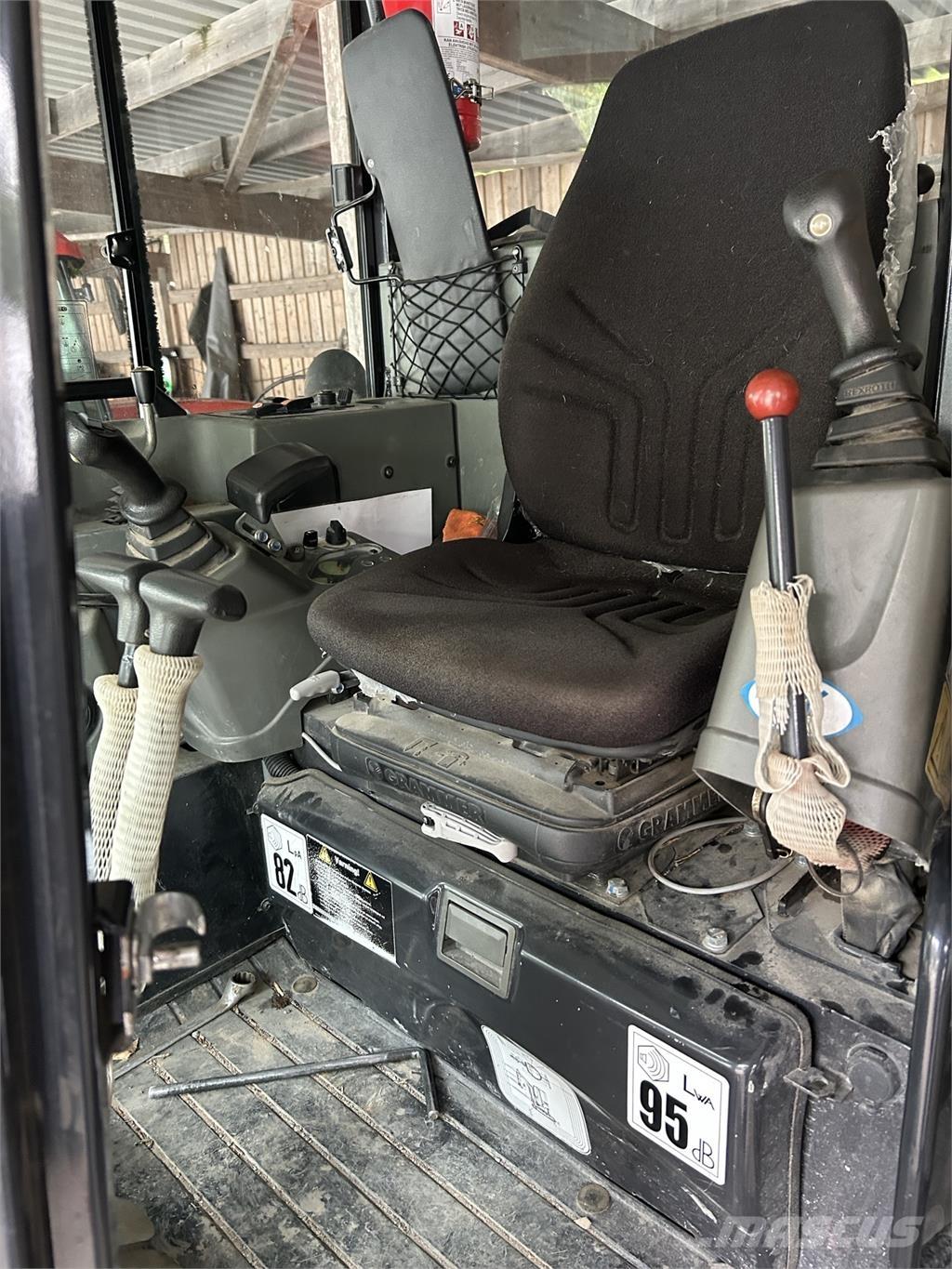 Yanmar VIO 38 GRÄVARE Wielladers