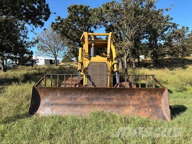 CAT D6D Rupsdozers