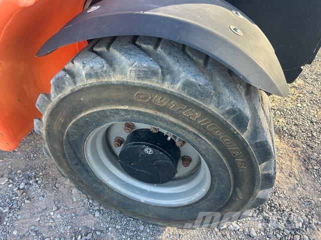 JLG G5-18A Verreikers