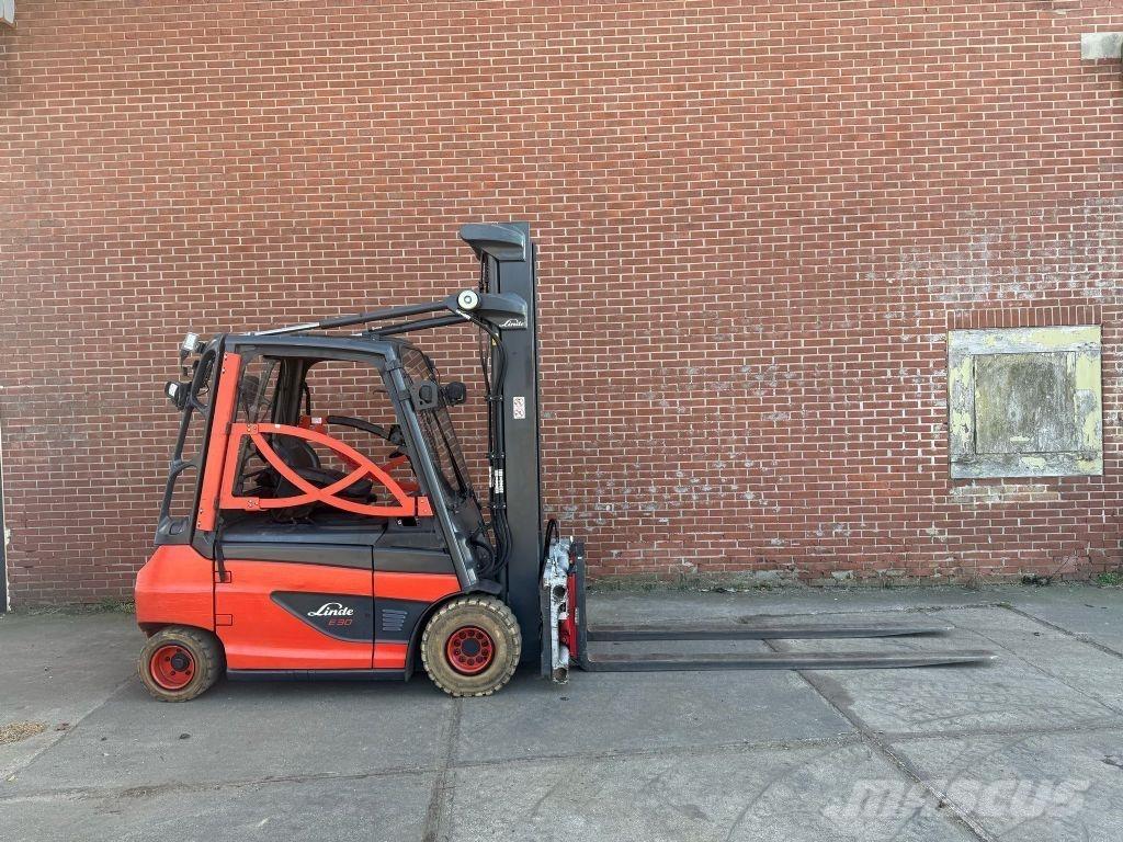 Linde E30-01 Elektrische heftrucks
