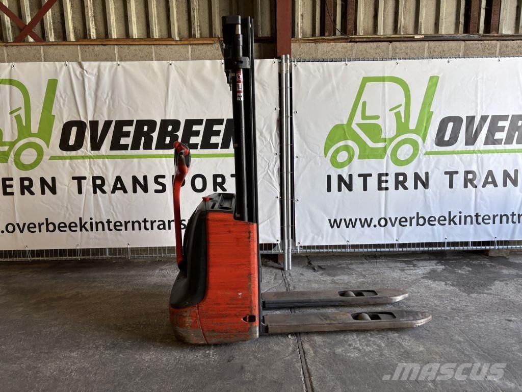 Linde L10 Stapelaar meeloop