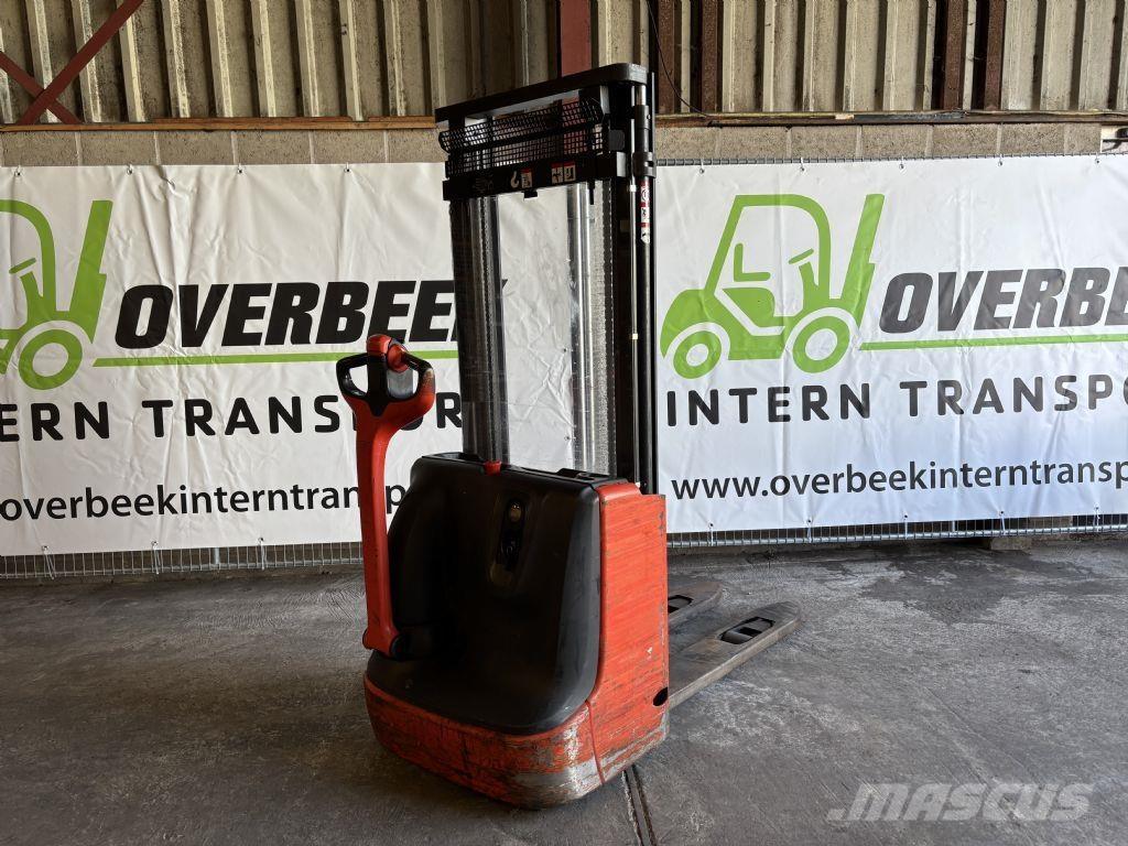 Linde L10 Stapelaar meeloop