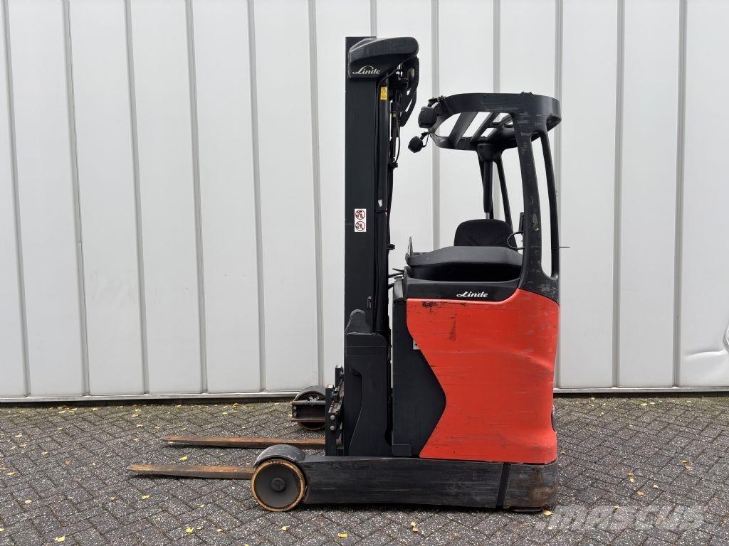 Linde R12B-01 Reachtruck voor hoog niveau