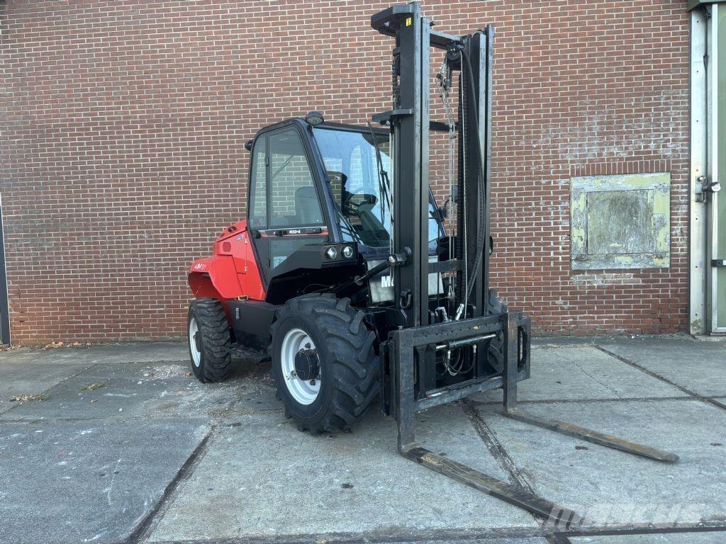 Manitou M30-4 Vorkheftruck voor zwaar terrein